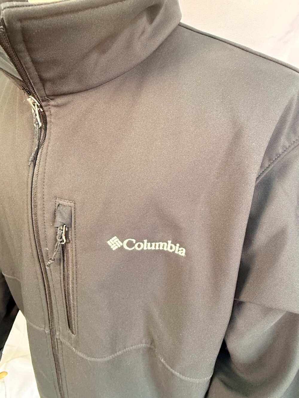 Columbia Men’s XXL Ascender Softshell Jacket Black Wind Water Resistant